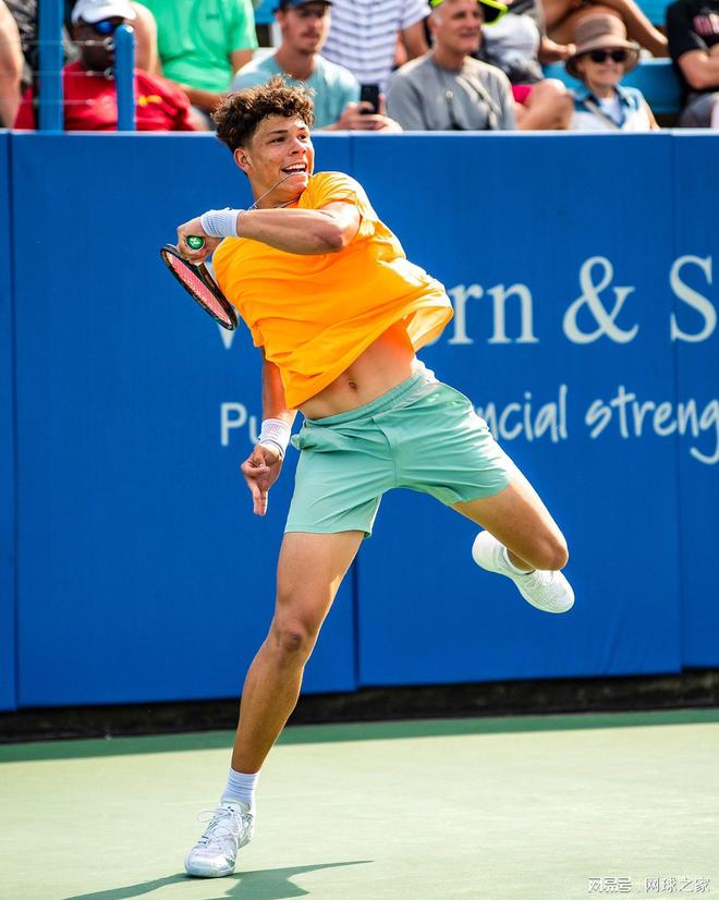 续约条件 续约条件