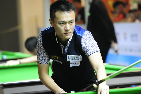 通过强硬的 通过强硬的