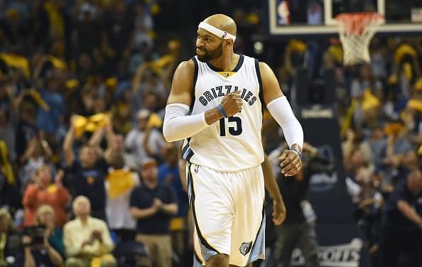 他不仅帮助 他不仅帮助