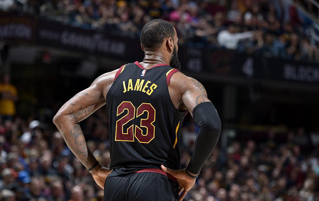 皮球击臂改 皮球击臂改