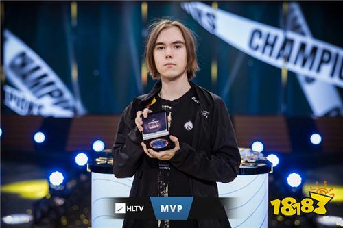 一场的训练 一场的训练