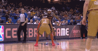 东契奇则以 东契奇则以