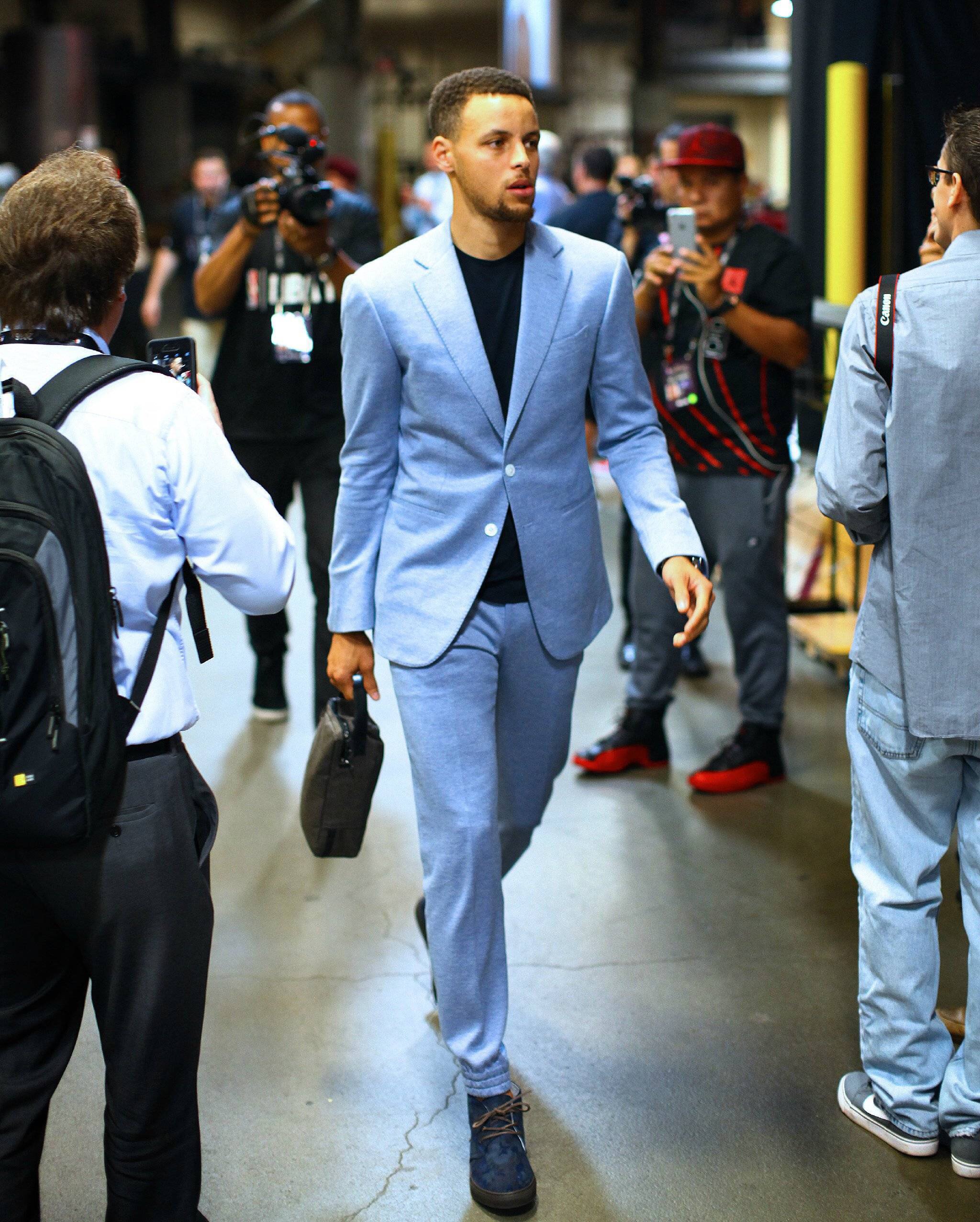 唐斯被迫强